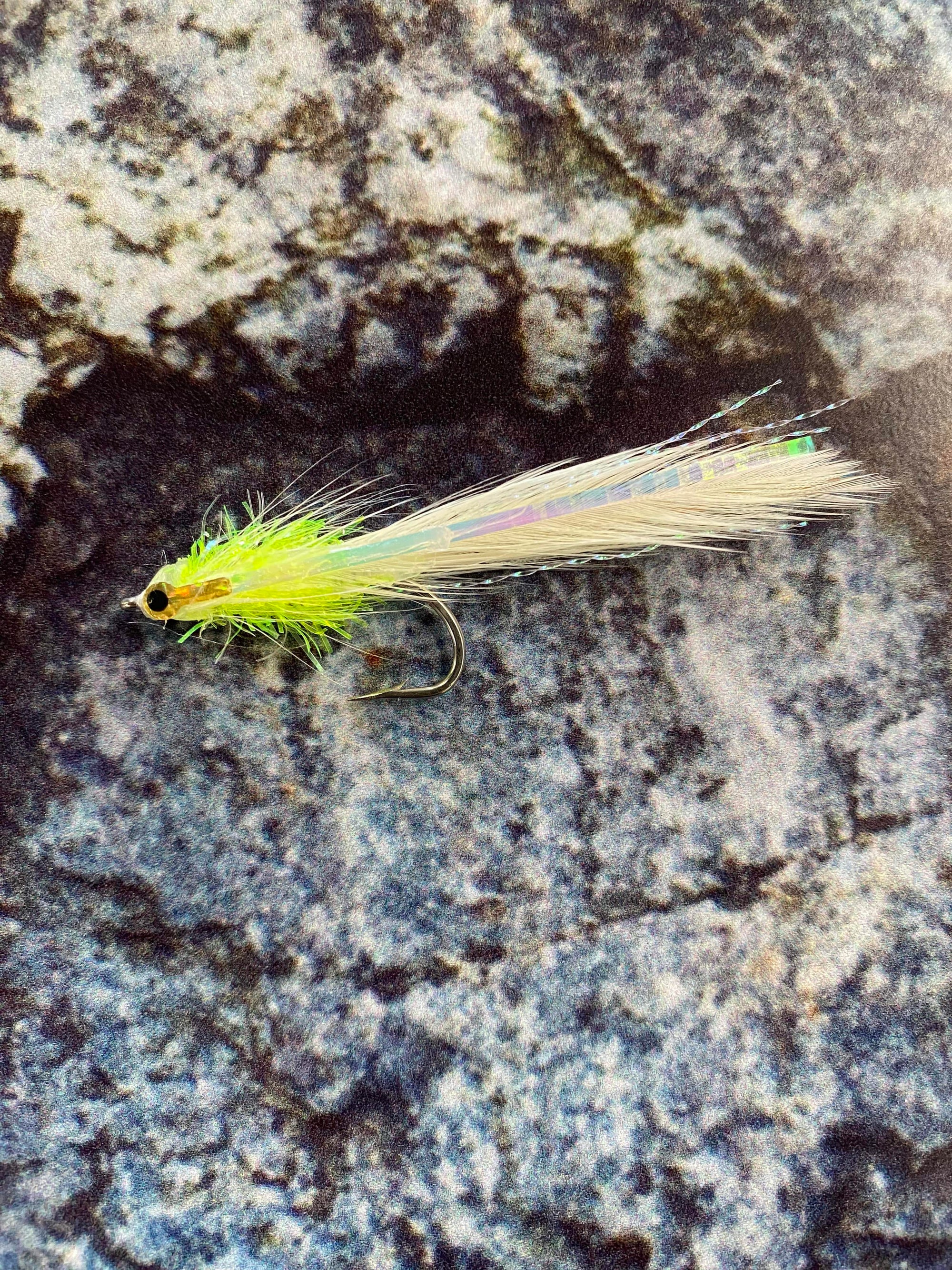 Guide Fly Mini Albie Whore #4 / Chartreuse/White/Pearl Scale