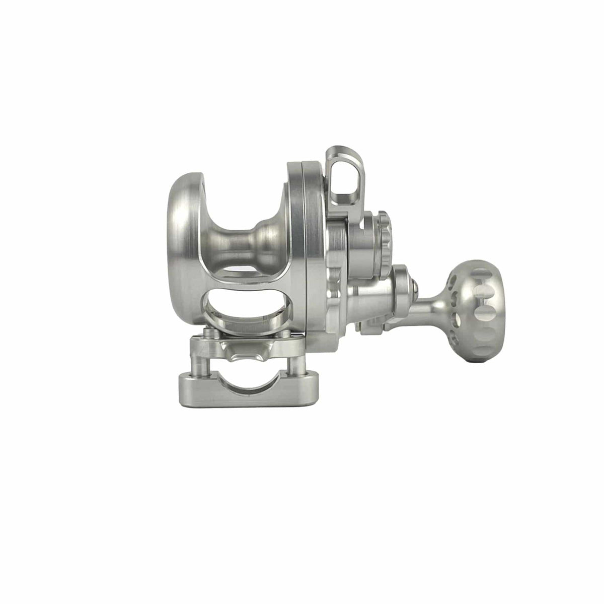 Seigler SGN (Small Game Narrow) Conventional Lever Drag Reels Right Hand / Silver / Silver